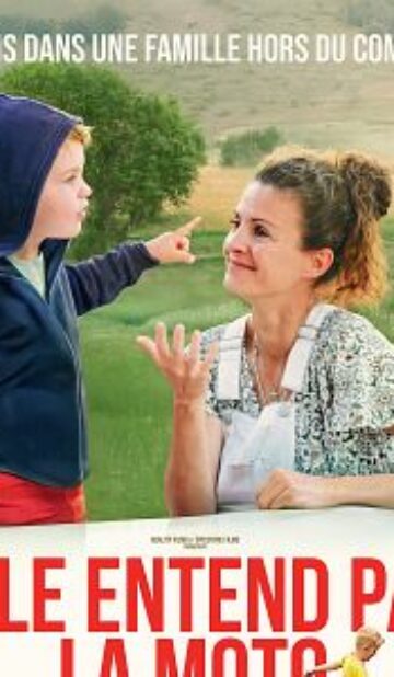 Elle entend pas la moto